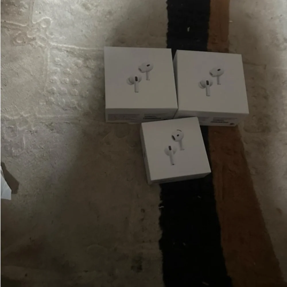 AirPod 4’s❌ Airpod pro 2❌ AirPod pro 2 ✅  One last one left